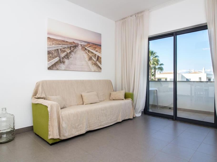 Lake Apartment - Pool And Sea View & Tennis Court & Bbq เปรา ภายนอก รูปภาพ