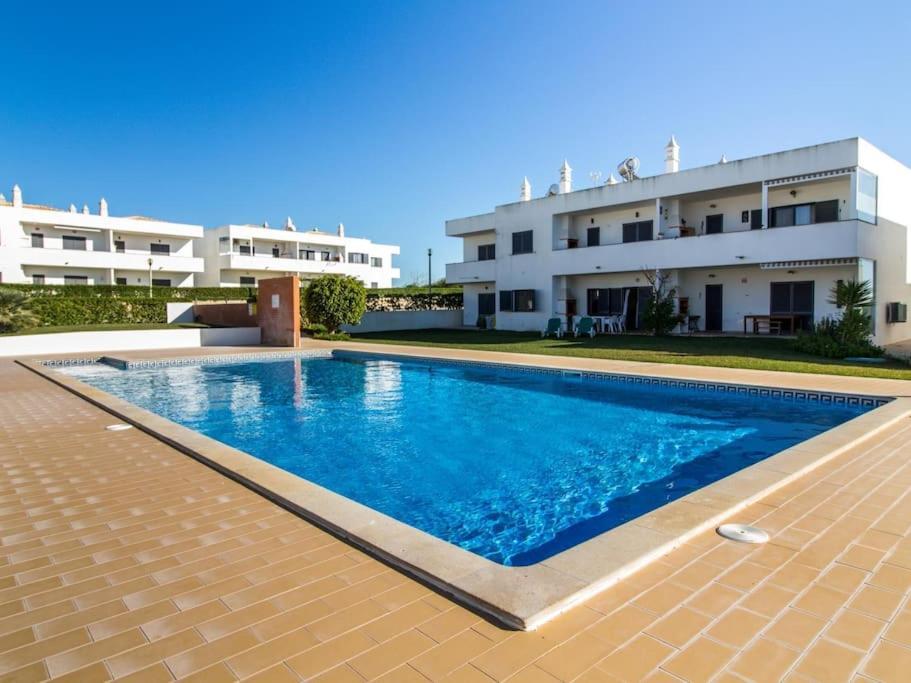 Lake Apartment - Pool And Sea View & Tennis Court & Bbq เปรา ภายนอก รูปภาพ